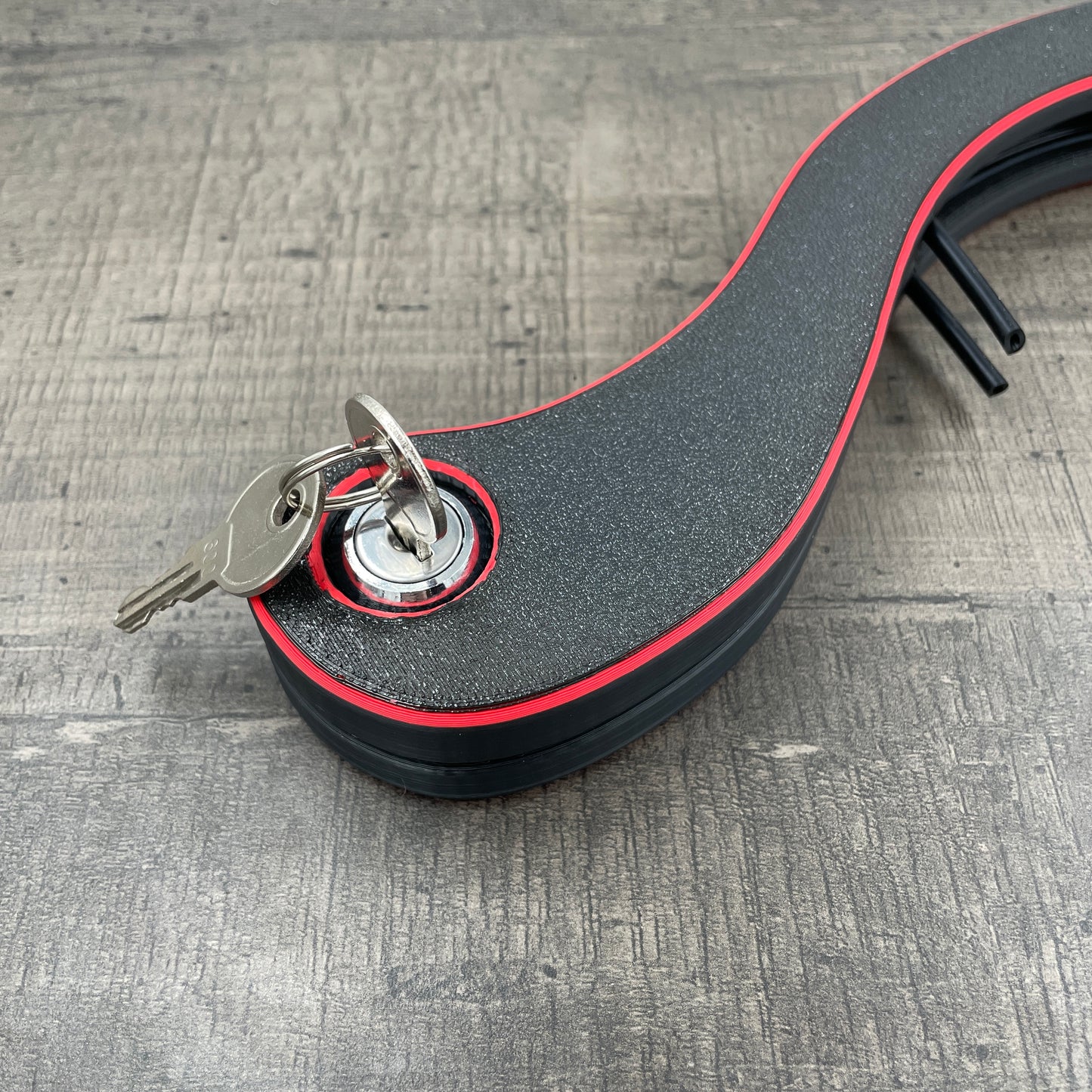 E-stim Humbler met slot