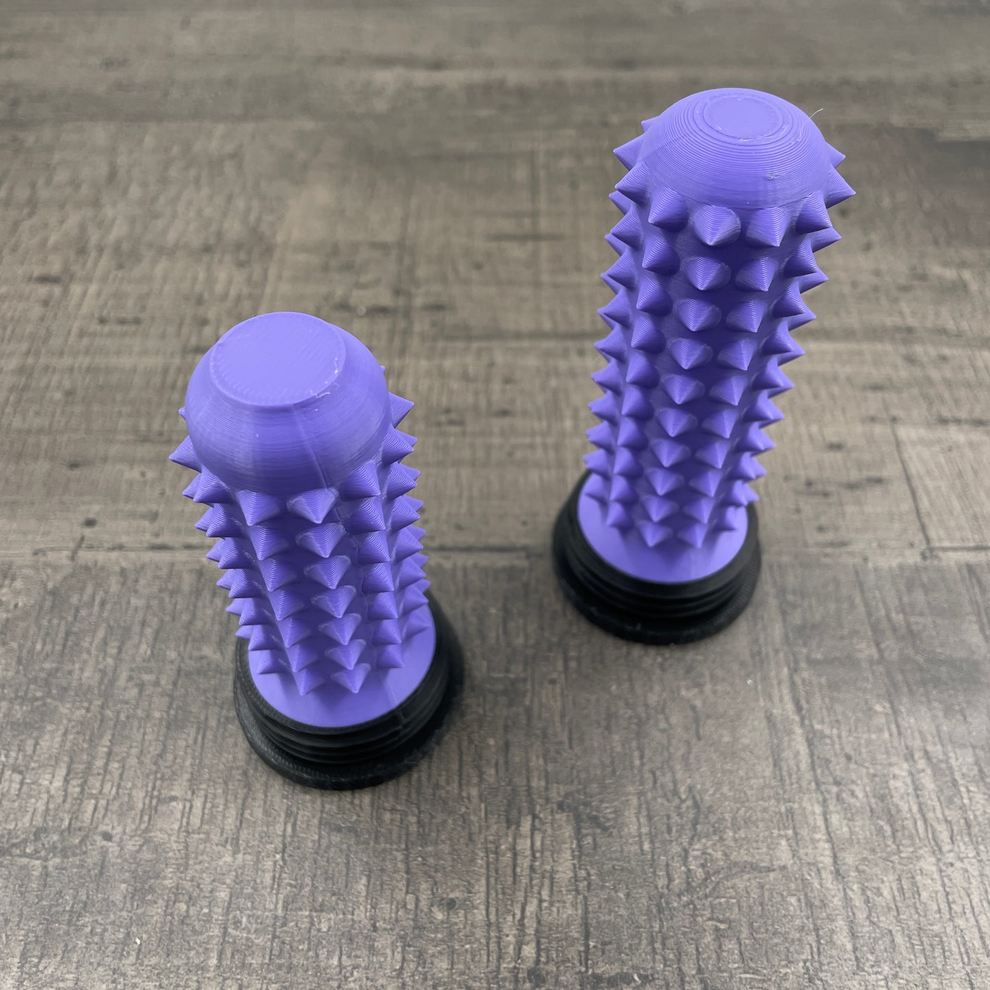 Spiked stimming knijpding