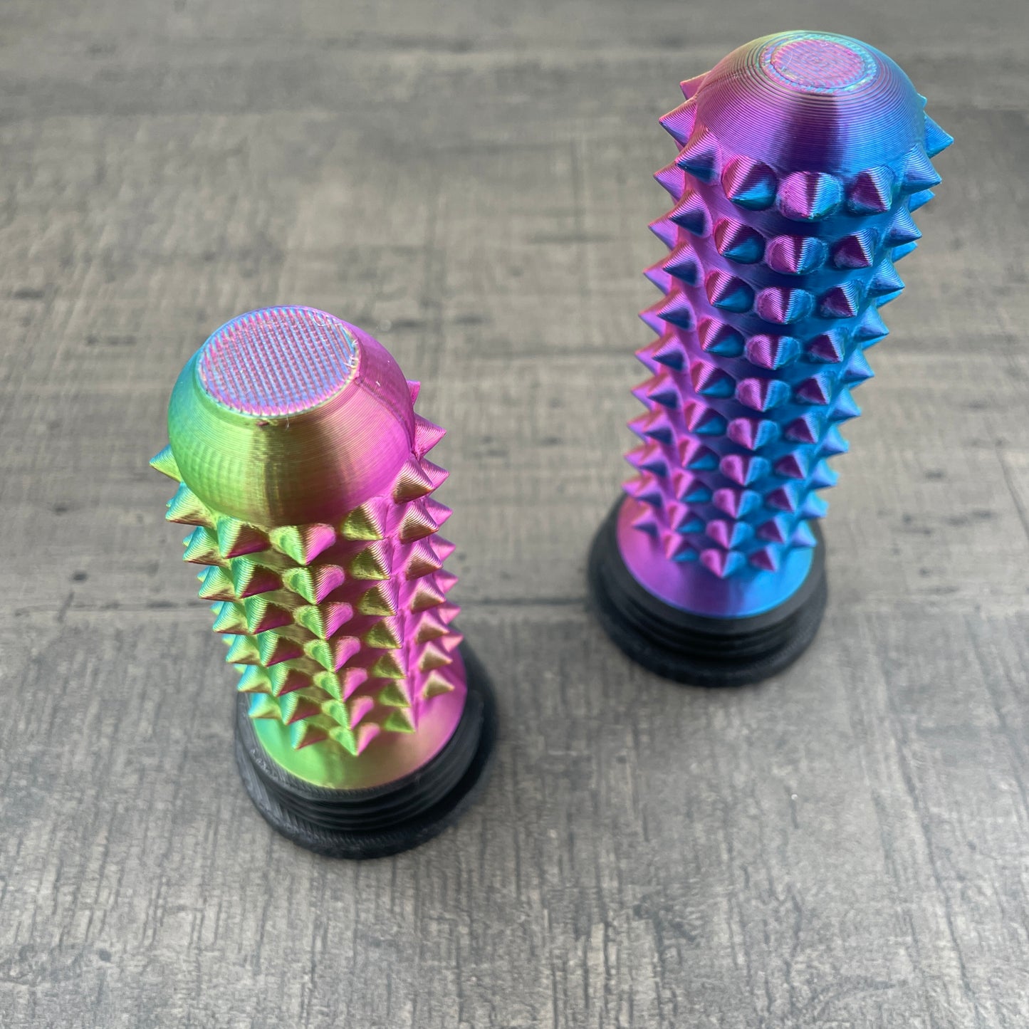 Spiked stimming knijpding