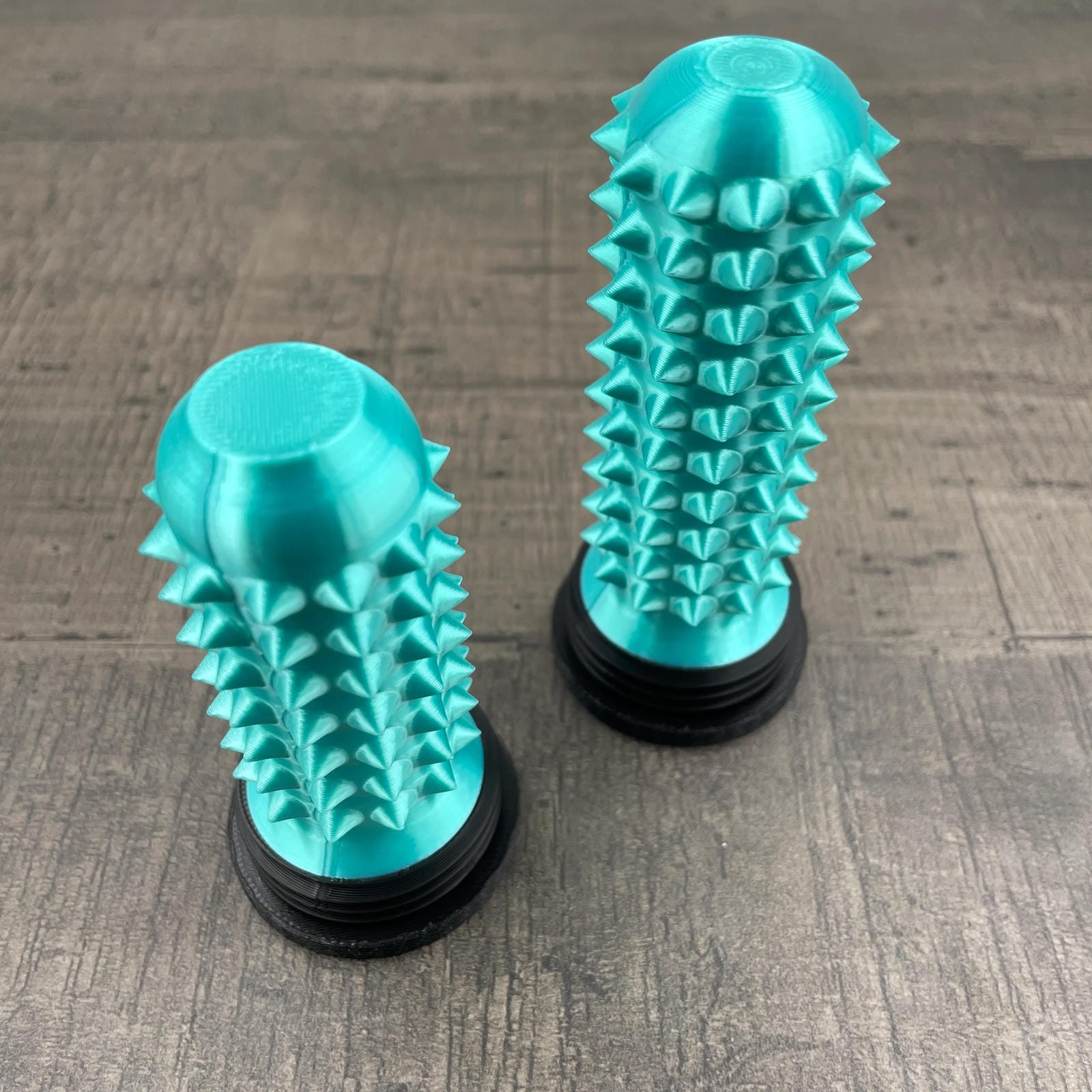 Een turquoise stimming-tool voor autisme en overprikkeling